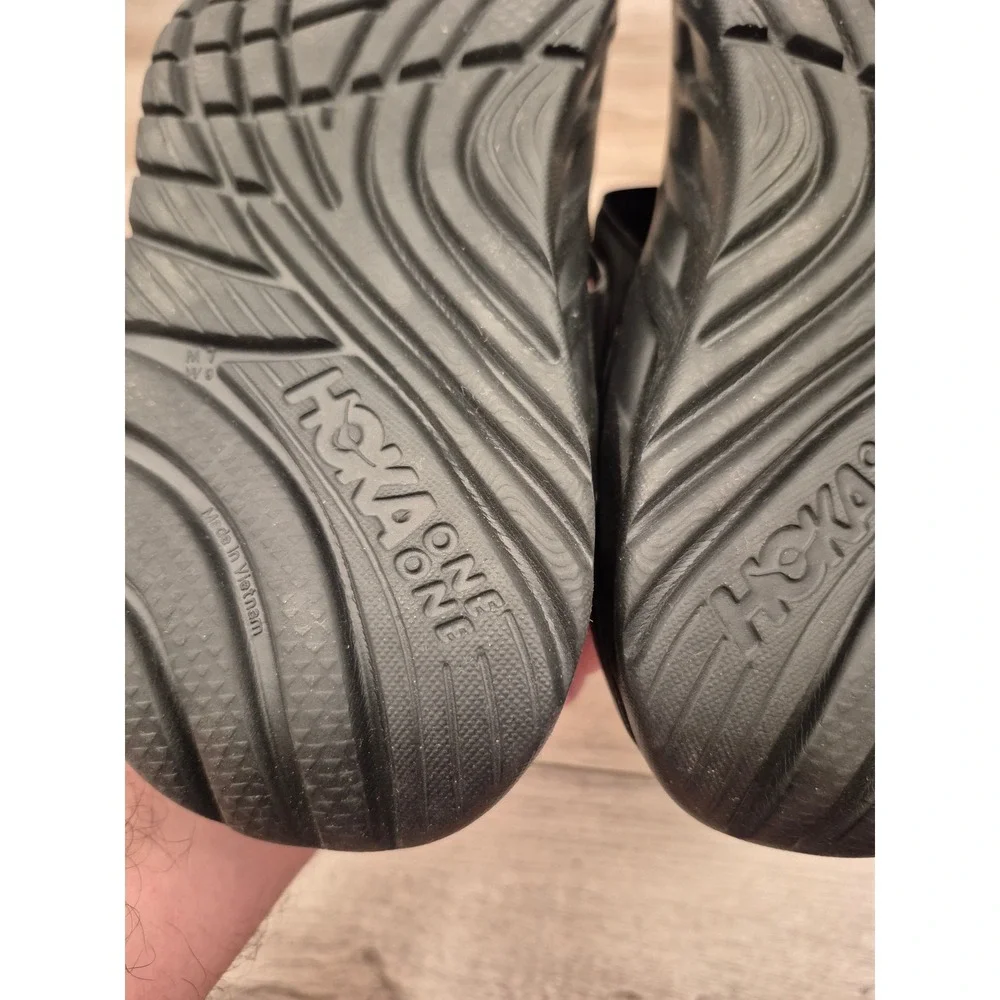 Hoka One One hoka one